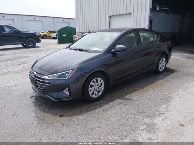 2020 Hyundai ELANTRA SE 照片 2
