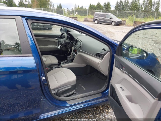 2020 Hyundai ELANTRA SE photo 5