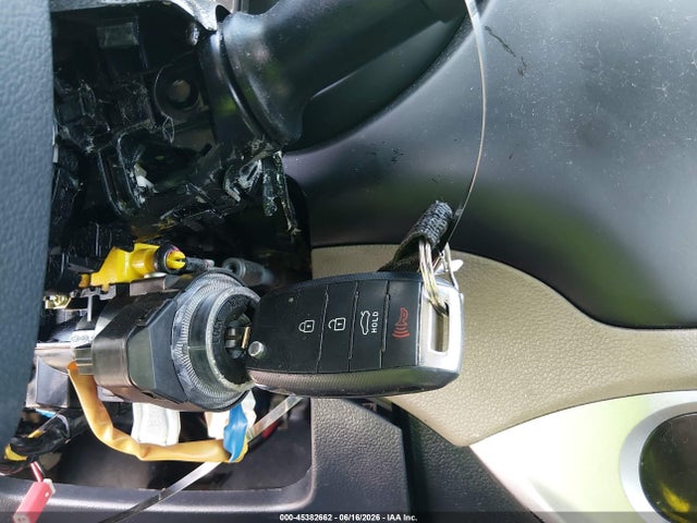صورة مصغرة 11 لـ 2015 KIA RIO LX