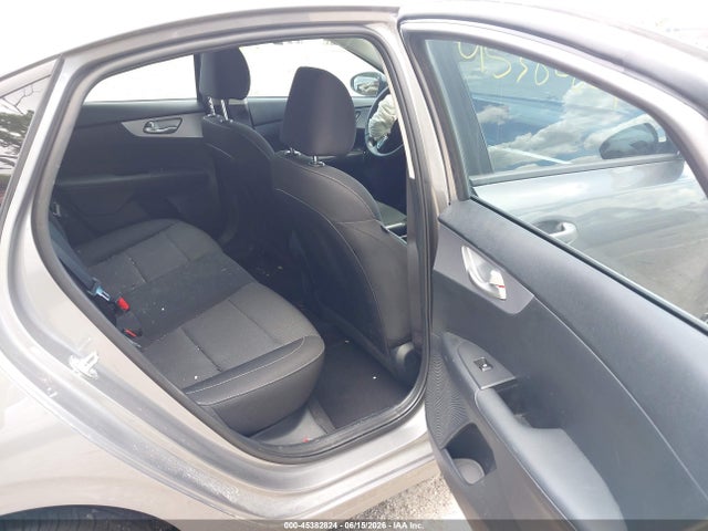 صورة 8 لـ 2024 KIA FORTE LXS