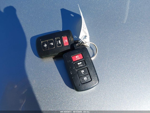 2017 Toyota CAMRY XLE 缩略图 11