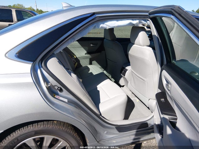 2017 Toyota CAMRY XLE 照片 8