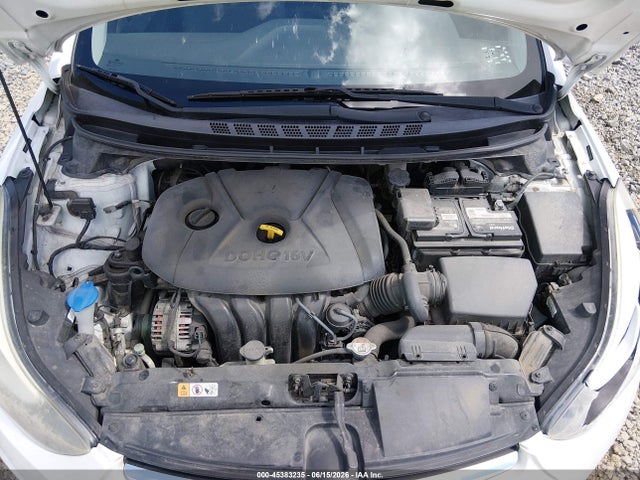 صورة 10 لـ 2015 Hyundai ELANTRA SE