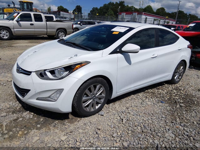 صورة 2 لـ 2015 Hyundai ELANTRA SE