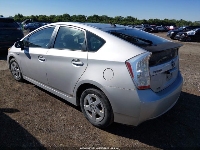 صورة 3 لـ 2011 Toyota PRIUS THREE