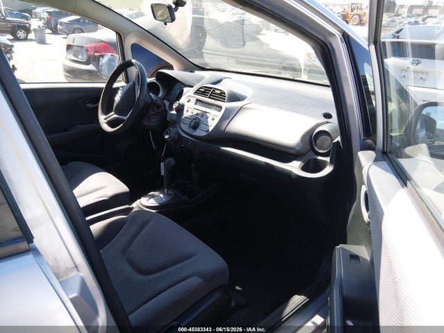 2012 Honda FIT — фото 5