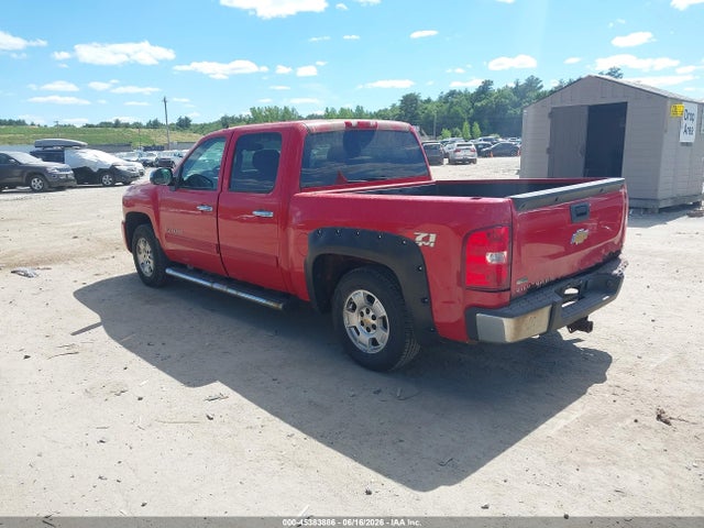 2010 Chevrolet SILVERADO 1500 LT — фото 3