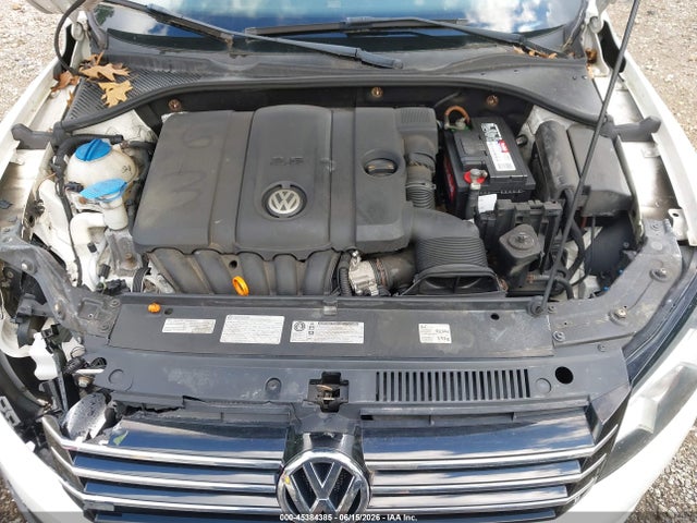 2013 Volkswagen PASSAT 2.5L SE — фото 10