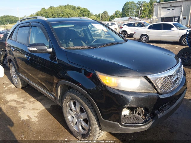 2013 KIA SORENTO LX V6