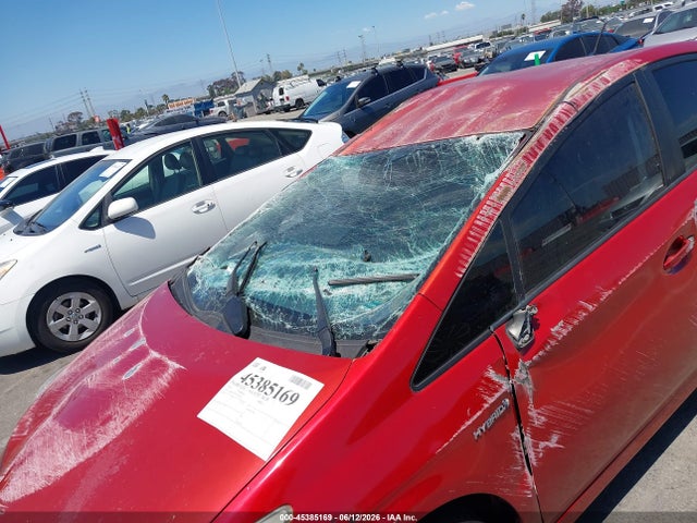 صورة 6 لـ 2012 Toyota PRIUS TWO