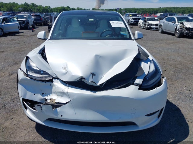 2021 TESLA MODEL Y PERFORMANCE DUAL MOTOR ALL-WHEEL DRIVE 11