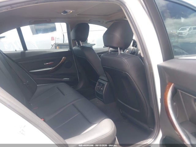 2015 BMW 320I 照片 8