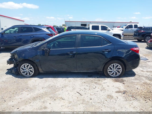 2019 TOYOTA COROLLA LE 15
