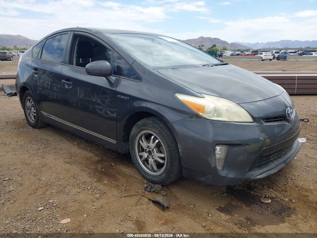 2014 TOYOTA PRIUS FOUR
