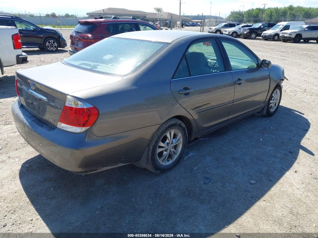 2006 Toyota CAMRY LE V6 photo 4