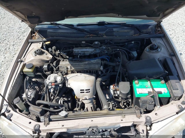 1999 Toyota CAMRY LE 照片 10