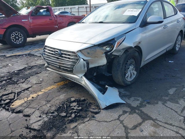 2019 Hyundai ACCENT SE 照片 6