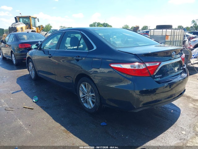 2017 Toyota CAMRY SE 照片 3