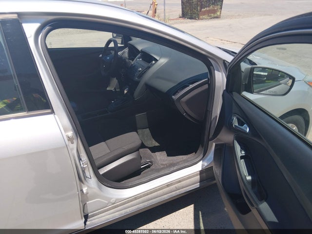 2018 FORD FOCUS SE 照片 5