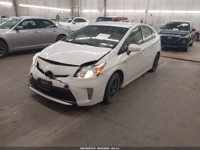 2012 Toyota PRIUS TWO — фото 2