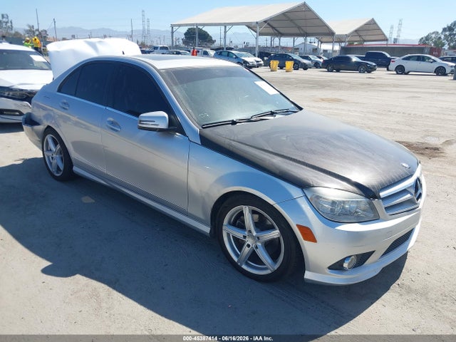 2010 Mercedes-BENZ C 300 LUXURY/SPORT — фото 1