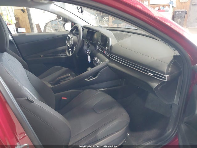 2025 Hyundai ELANTRA SE 照片 5