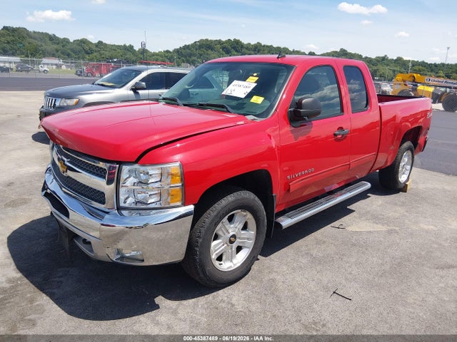 2013 Chevrolet SILVERADO 1500 LT — фото 2