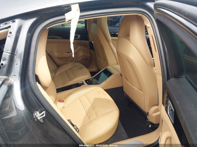 2021 Porsche PANAMERA 4 照片 8
