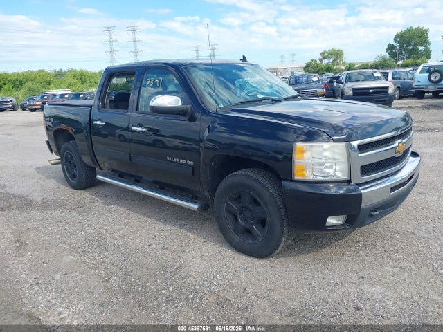 2011 Chevrolet SILVERADO 1500 LT 照片 1