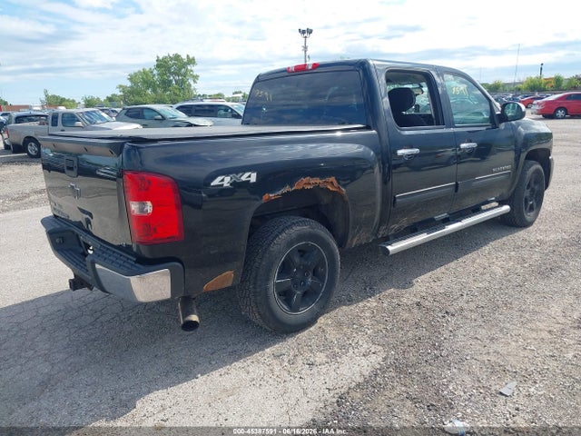 2011 Chevrolet SILVERADO 1500 LT 照片 4