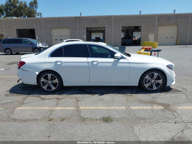 2017 MERCEDES-BENZ E 300 13