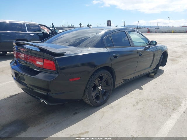 صورة 4 لـ 2011 Dodge CHARGER R/T