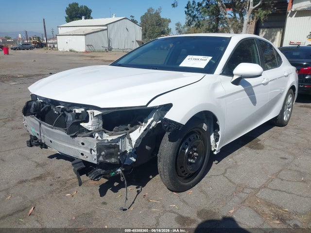 صورة 2 لـ 2019 Toyota CAMRY LE