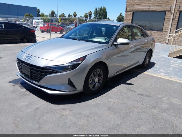 2021 Hyundai ELANTRA SE photo 2