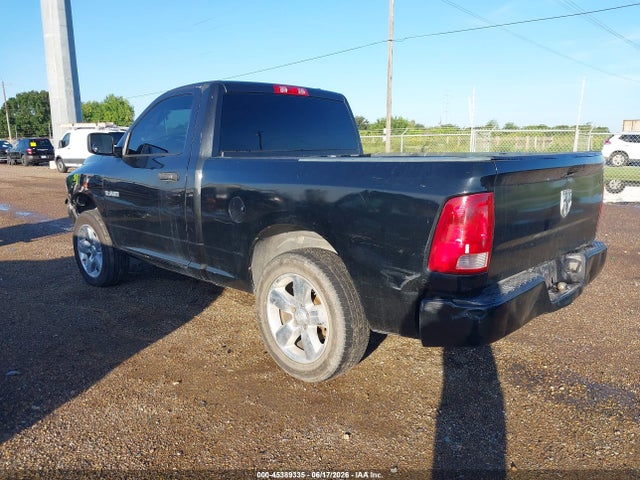 2009 Dodge RAM 1500 ST photo 3