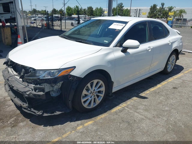 صورة 2 لـ 2024 Toyota CAMRY LE