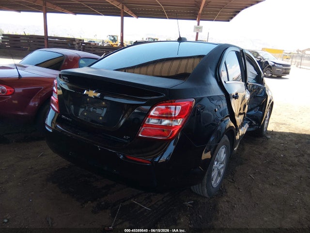 صورة 4 لـ 2017 Chevrolet SONIC LT AUTO