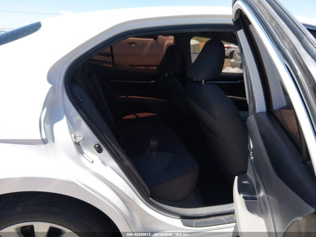 2020 Toyota CAMRY LE 照片 8