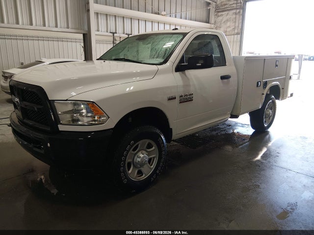 2016 RAM 2500 TRADESMAN photo 2