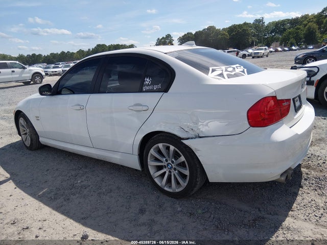 صورة 3 لـ 2011 BMW 328I XDRIVE