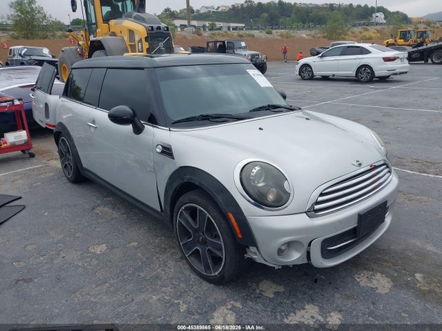2011 MINI COOPER 