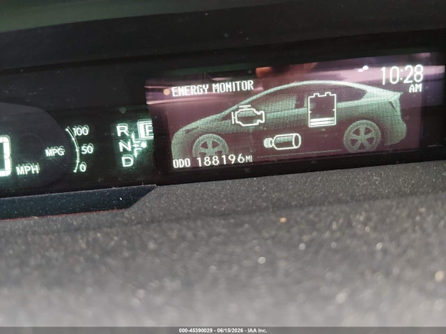2014 Toyota PRIUS THREE photo 7