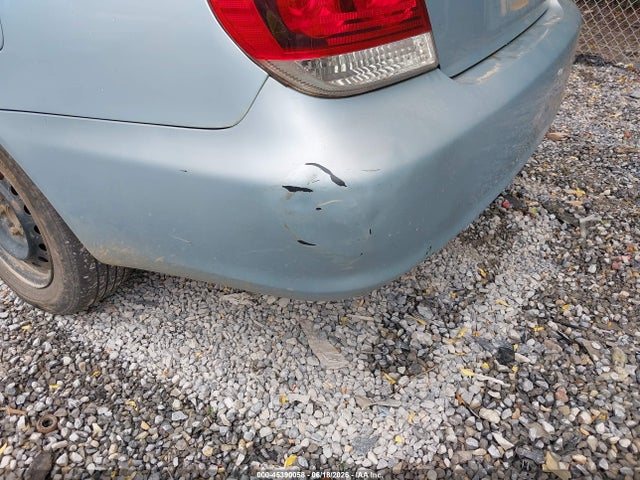2005 Toyota CAMRY LE photo 6