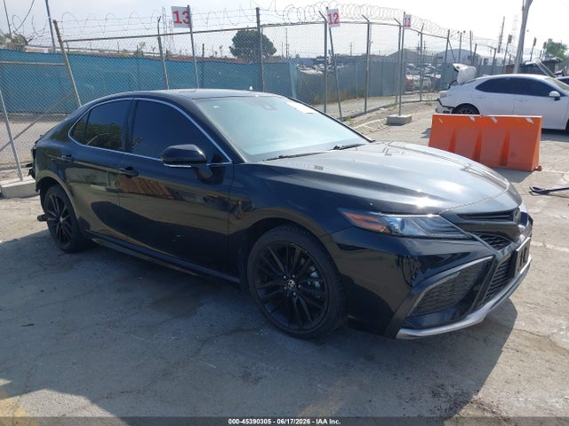 2022 TOYOTA CAMRY XSE