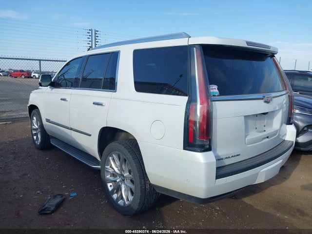 2019 CADILLAC ESCALADE LUXURY 3