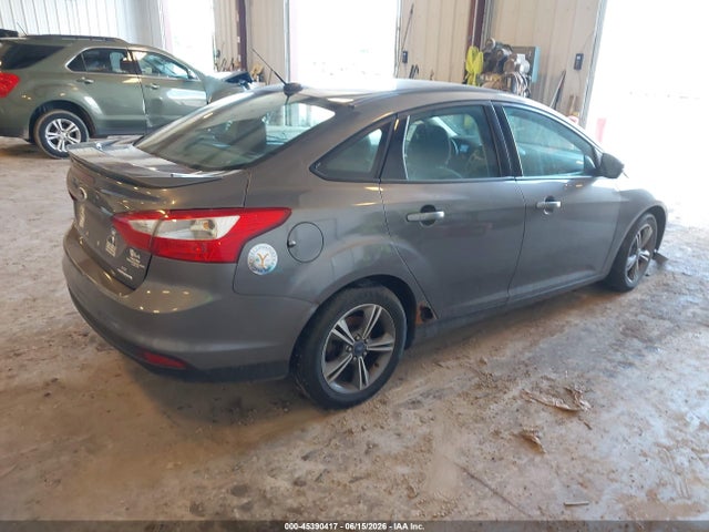 2014 FORD FOCUS SE — фото 4