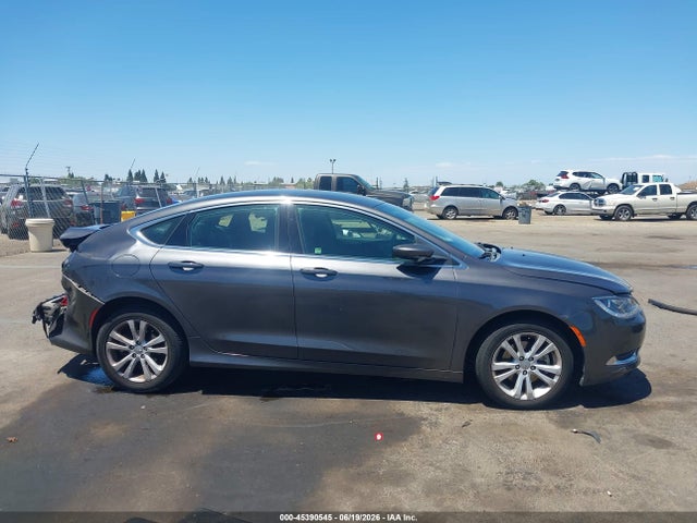 2016 Chrysler 200 LIMITED — миниатюра 13