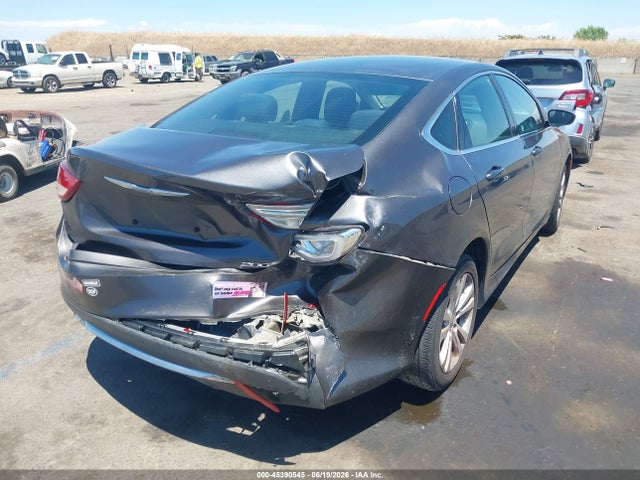 2016 Chrysler 200 LIMITED 照片 4