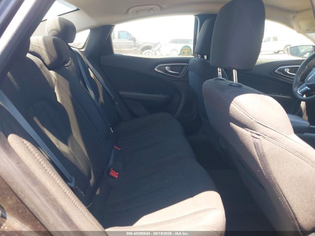 2016 Chrysler 200 LIMITED 照片 8