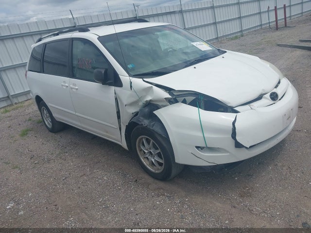 2007 TOYOTA SIENNA LE